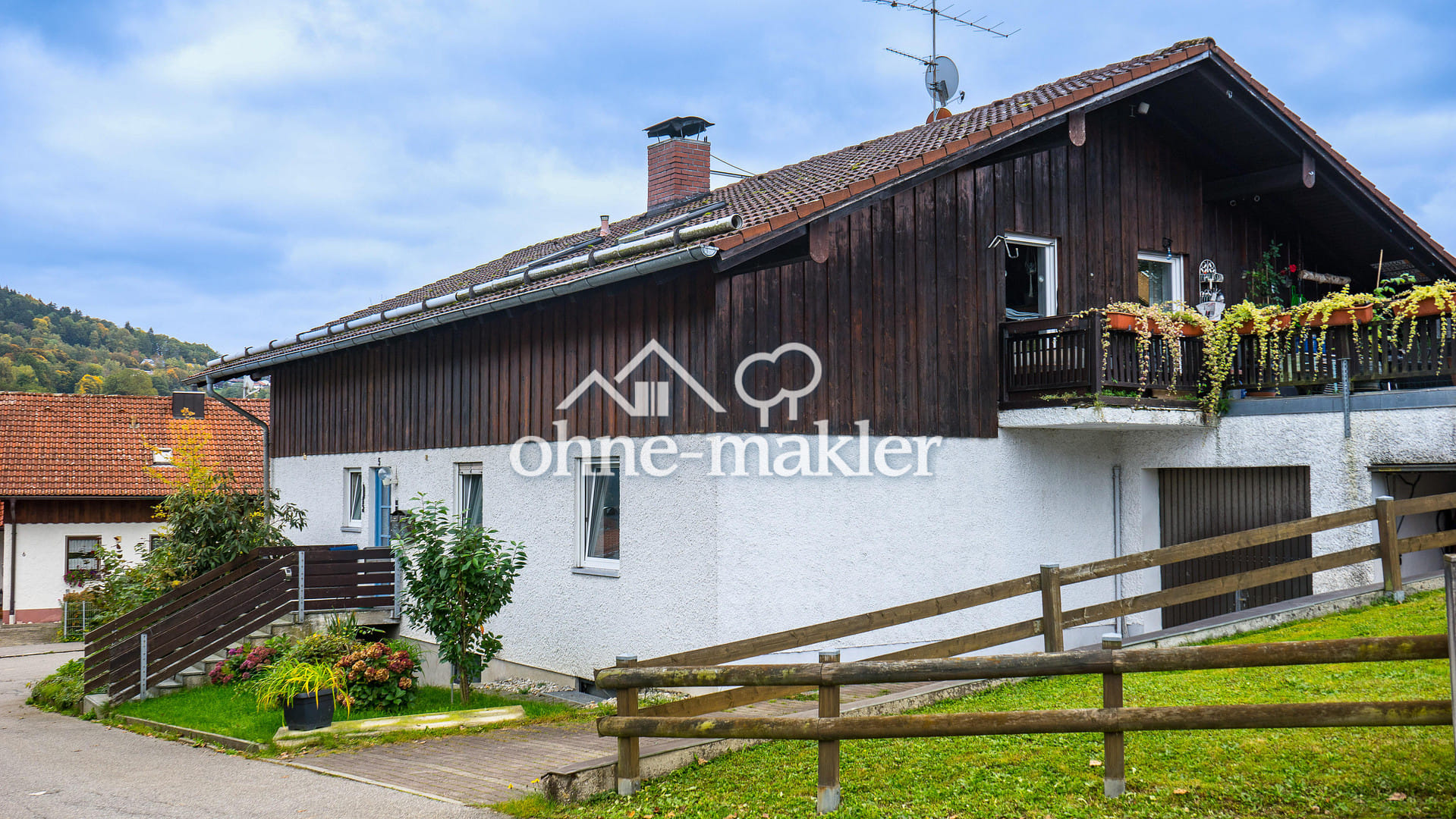 Immobilie in Bernried - Große Erdeschosswohnung, Kellerräume, Garage, Gartenanteil - Bild 0