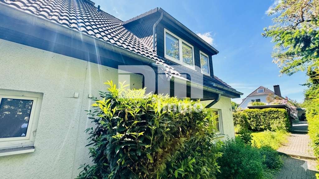 Immobilie in Rosdorf - Charmantes Wohnglück - Ihr neues Zuhause mit Carport / Terrasse und großem Gartenbereich - Bild 2