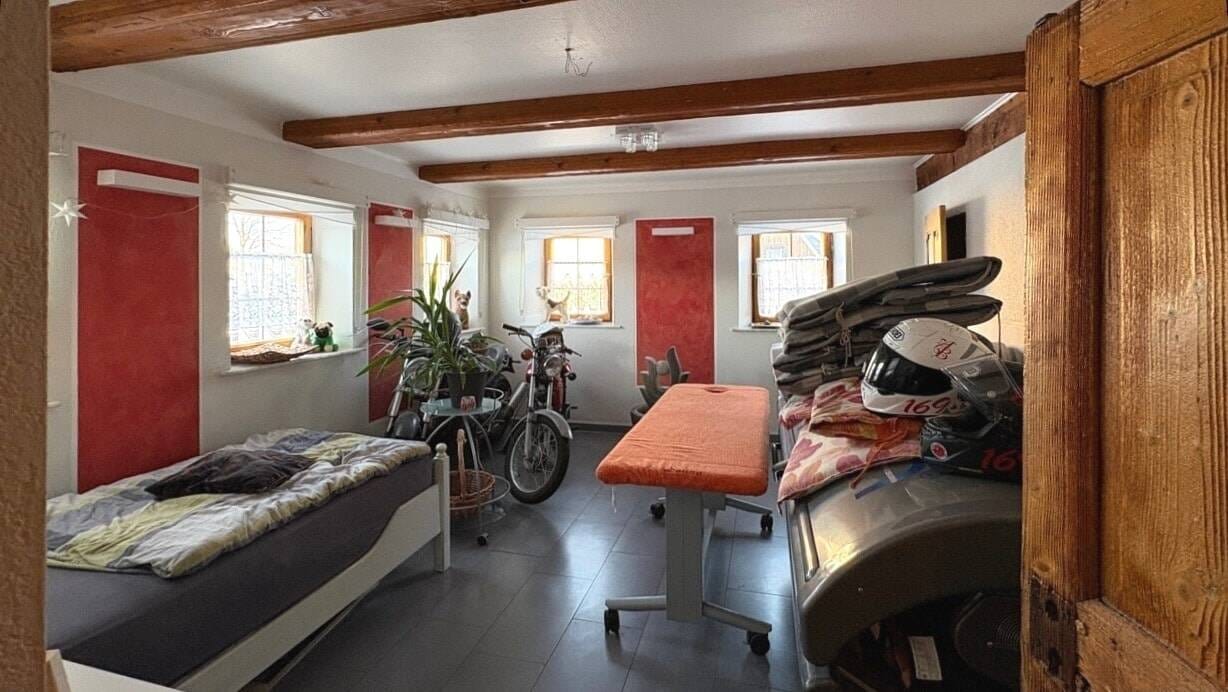 Immobilie in Ebersbach-Neugersdorf - Innendrin - unerwartet und beeindruckend - Bild 2