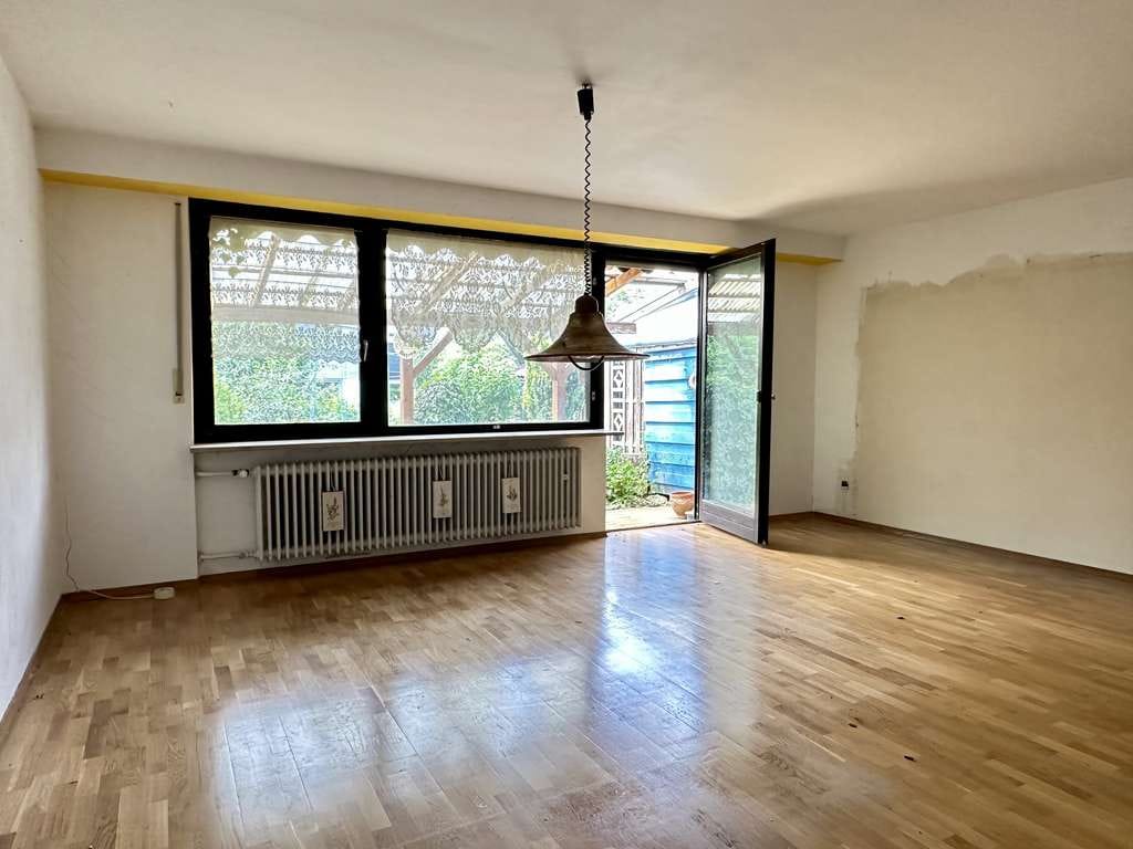 Immobilie in Donaustauf - Ein Haus voller Möglichkeiten wartet auf neues Leben - Bild 4