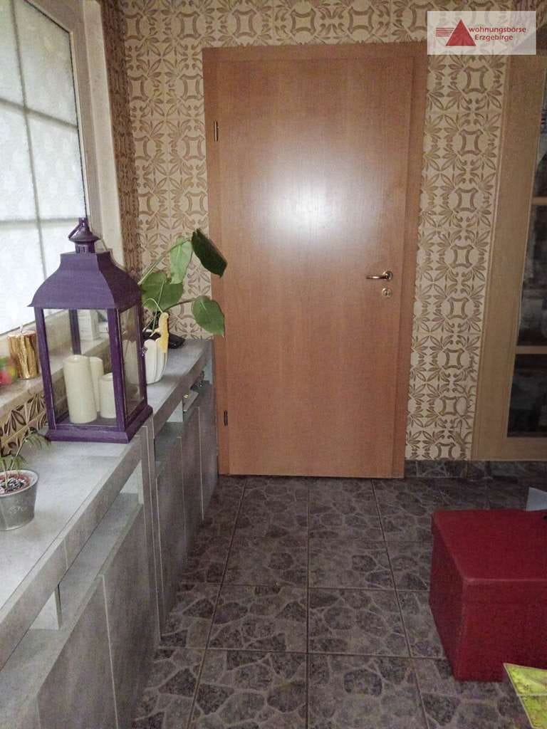 Immobilie in Reinsdorf - Reinsdorf bei Zwickau: Gepflegtes Einfamilienhaus mit Keller, Garage, Garten & Waldnähe – 3 Zimmer - Bild 4
