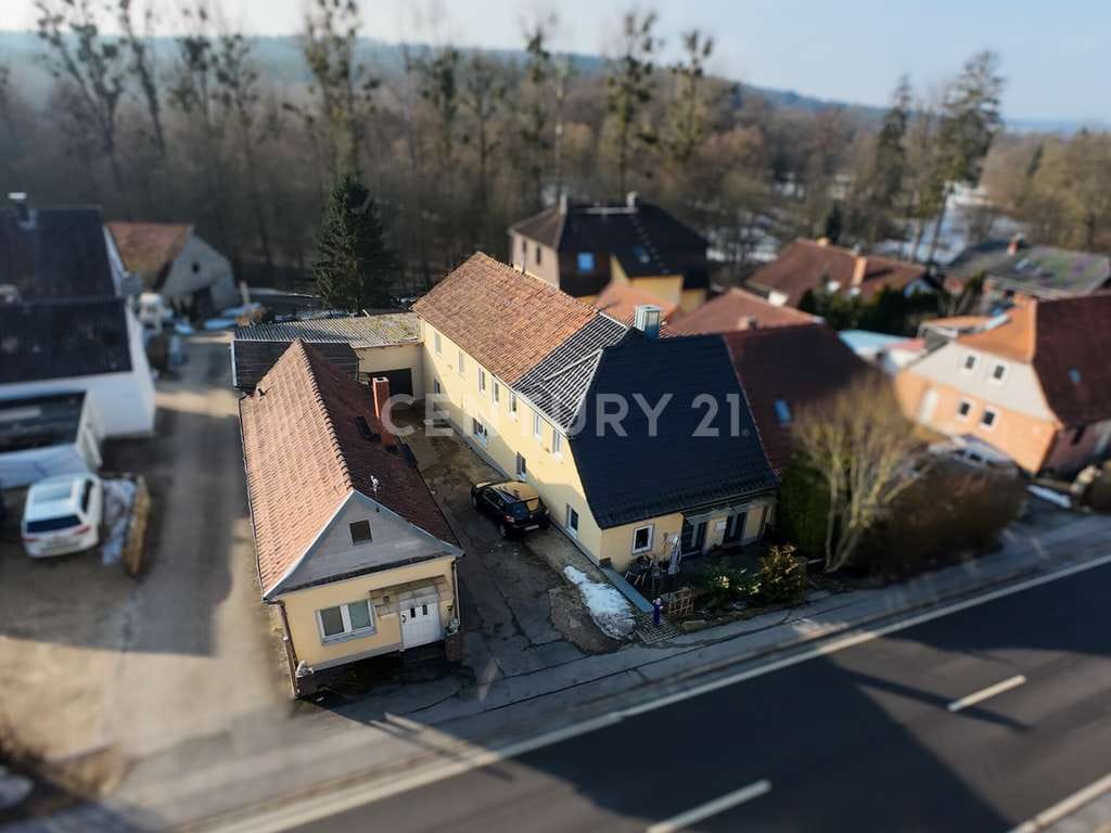 Immobilie in Weitramsdorf - Attraktive Kapitalanlage mit 4 Wohneinheiten und Entwicklungspotenzial in Tambach bei Coburg - Bild 1