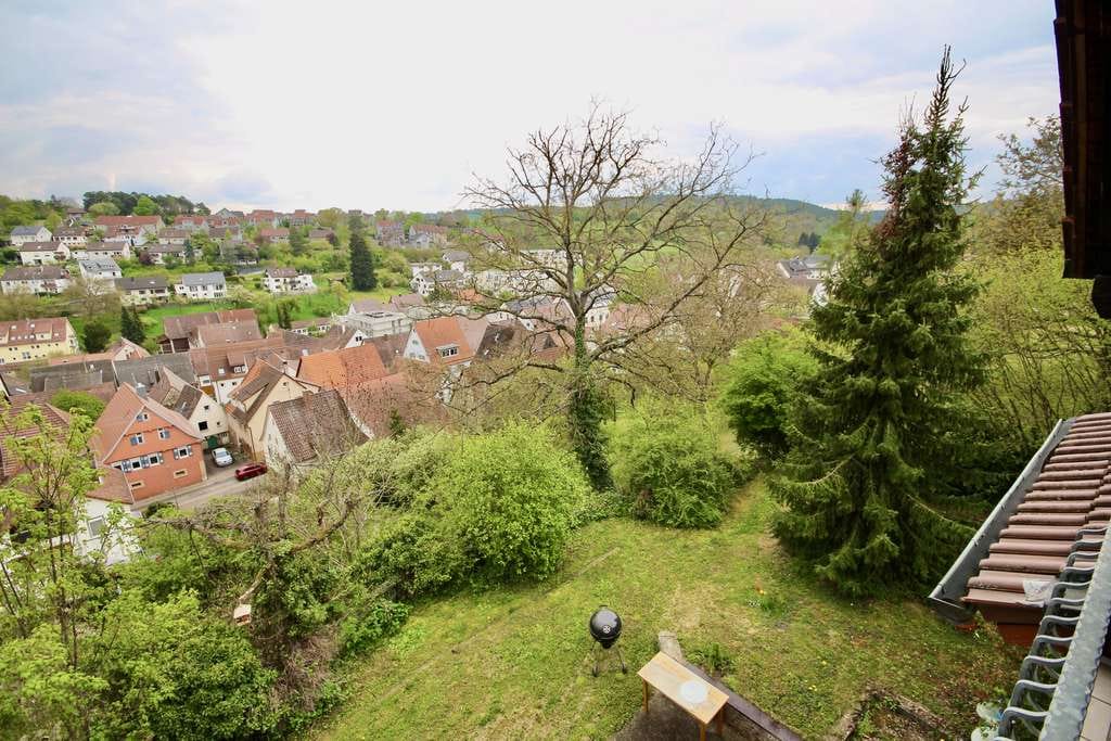 Immobilie in Weissach - Helles 3-Familienhaus  mit Panoramablick in Weissach zu verkaufen. - Bild 0