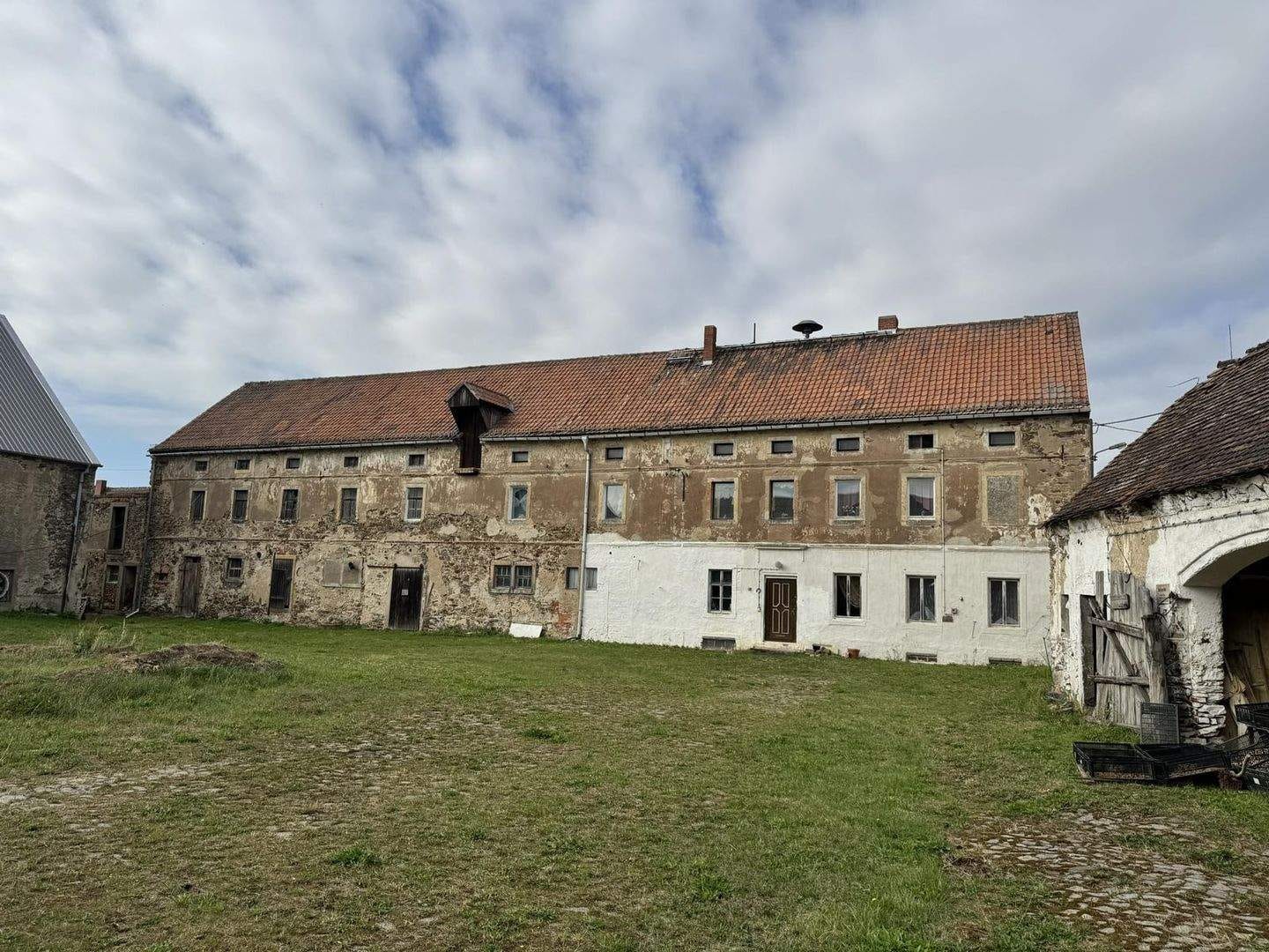 Immobilie in Liebschützberg - Vierseitenhof mit Potenzial in der Gemeinde Liebschützberg zu verkaufen - Bild 3