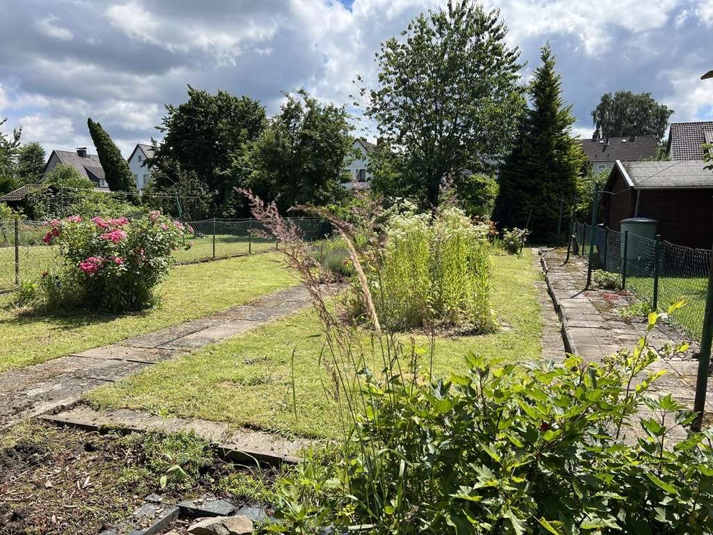 Immobilie in Stadthagen - KARSTEN IMMOBILIEN ermöglicht Ihnen: Reihenmittelhaus für kreative Köpfe - in Stadthagen - Bild 3
