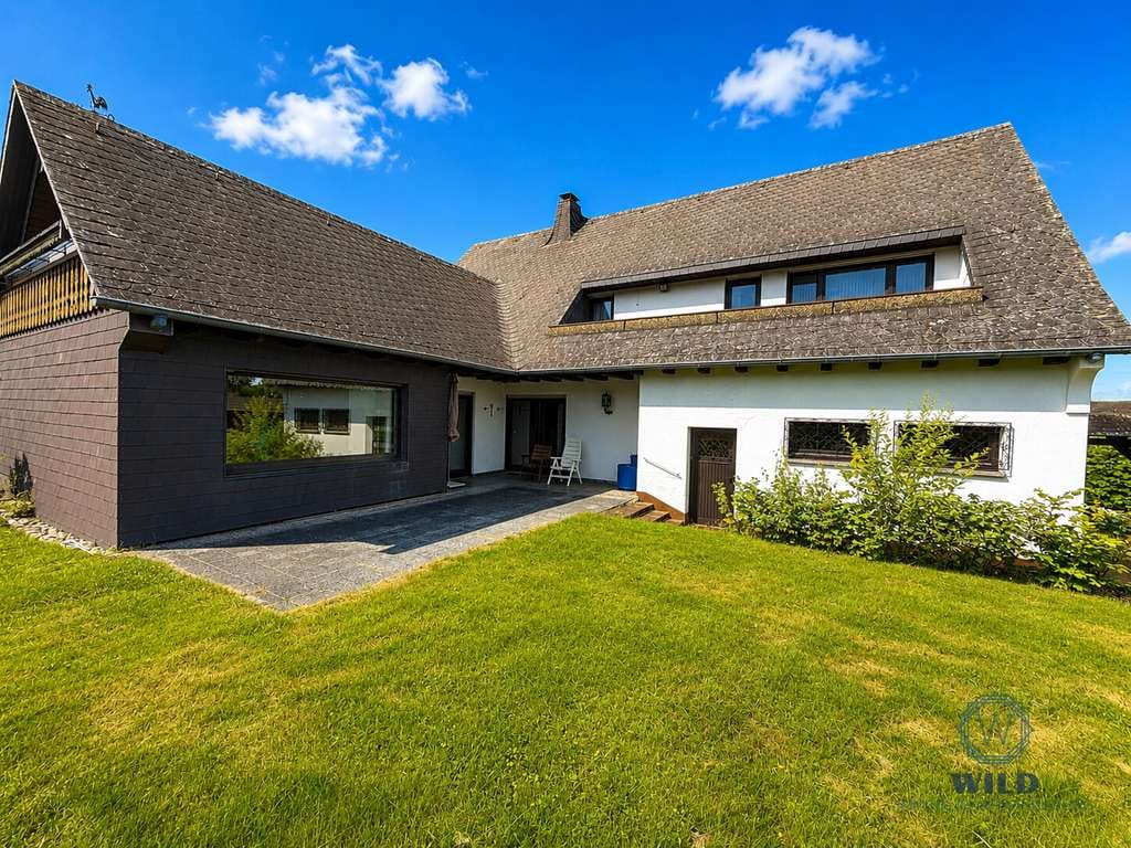 Immobilie in Heusweiler - Großzügiges Einfamilienhaus mit Studio, Loggia & Terrasse in Heusweiler - Bild 3