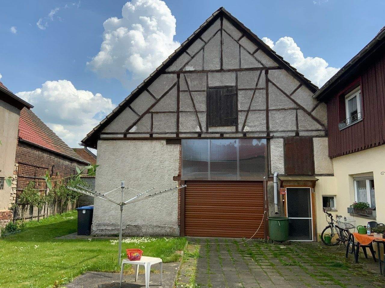 Immobilie in Erfurt - Einfamilienhaus nebst großer Scheune in Bischleben. - Bild 1