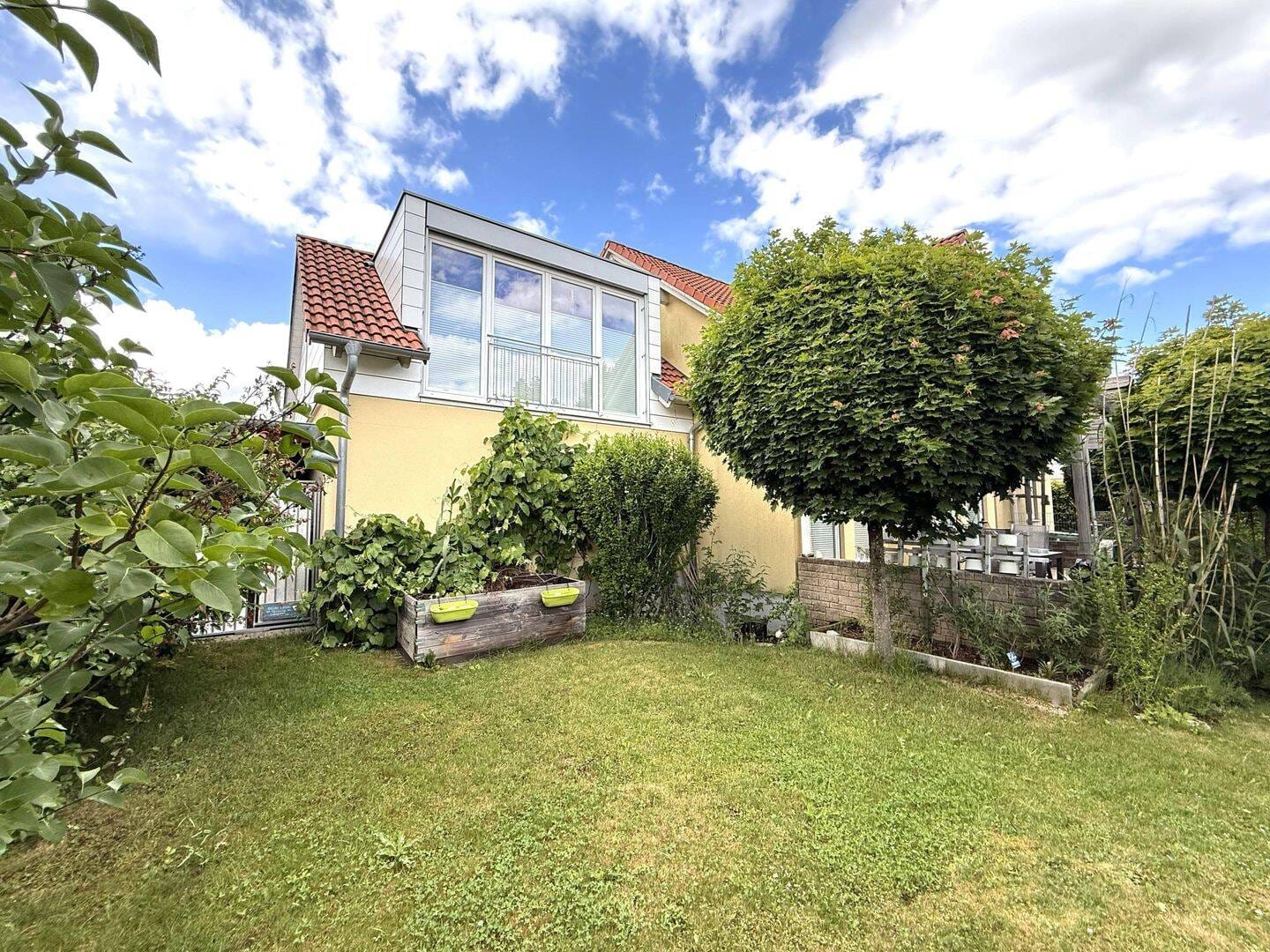 Immobilie in Deining - Großzügiges Einfamilienhaus in gefragter Lage - Bild 2