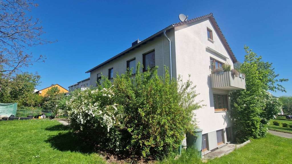 Immobilie in Höxter - Attraktives Mehrfamilienhaus – ideale Kapitalanlage oder Mehrgenerationenwohnen - Bild 2