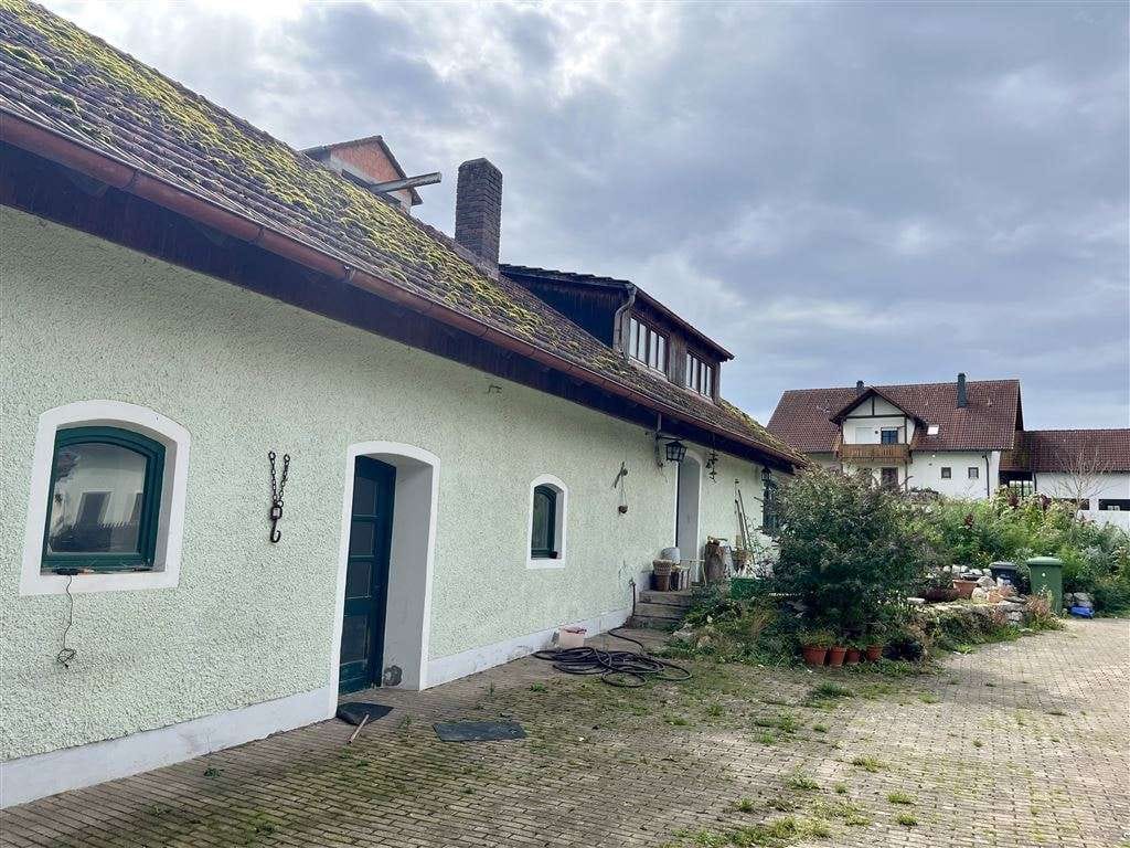 Immobilie in Pfeffenhausen - Dreiseithof für Visionäre – Platz für Ideen, Natur & Lebensqualität - Bild 3
