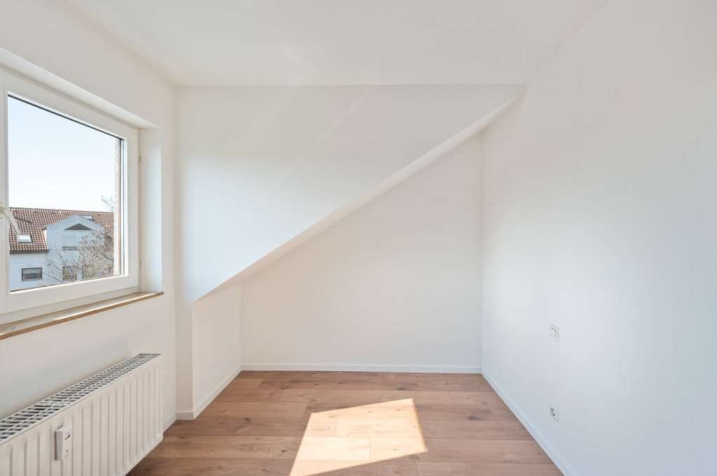 Immobilie in Heilbronn - Modernes DG Apartment mit TG Stellplatz in Horkheim - Bild 3