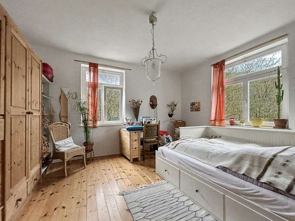 Immobilie in Reutlingen - Vermietetes 2-Zimmer-Altbaudomizil in Reutlingen- Gönningen: Charmant ruhig und naturnah !  - Bild 1