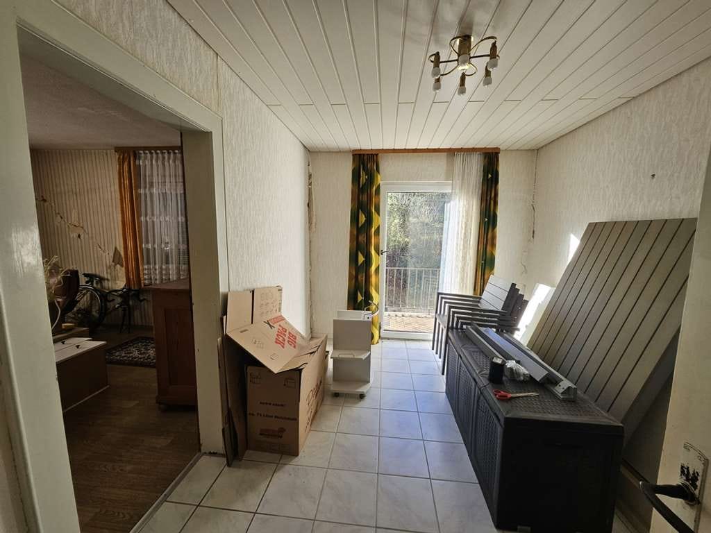 Immobilie in Elmstein - Große DHH mit hohem Potential und Garten - Bild 3