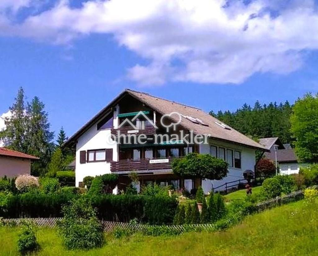 Immobilie in Schluchsee - Mehrfamilienhaus in Schluchsee (Schluchsee (Kernort)) - Bild 0
