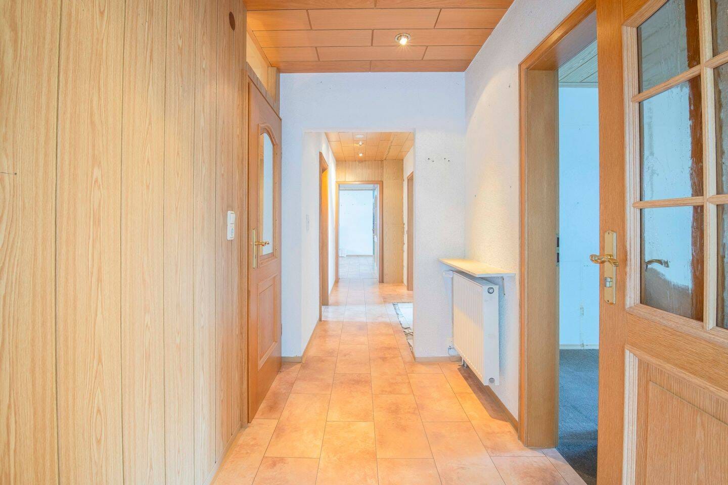 Immobilie in Riedstadt - Viel Raum für Träume – Charmantes ZFH mit Wintergarten, Dachterrasse & Gartenparadies in Riedstadt - Bild 1