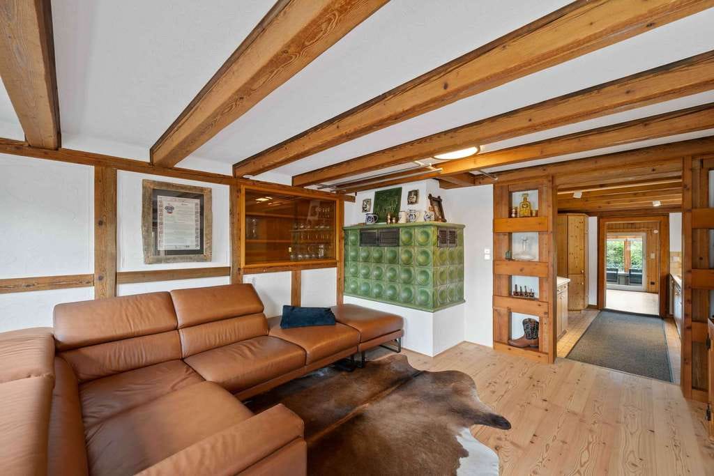 Immobilie in Tuningen - Historisches Bauernhaus mit Scheune, Werkstatt und großem Grundstück - Bild 2