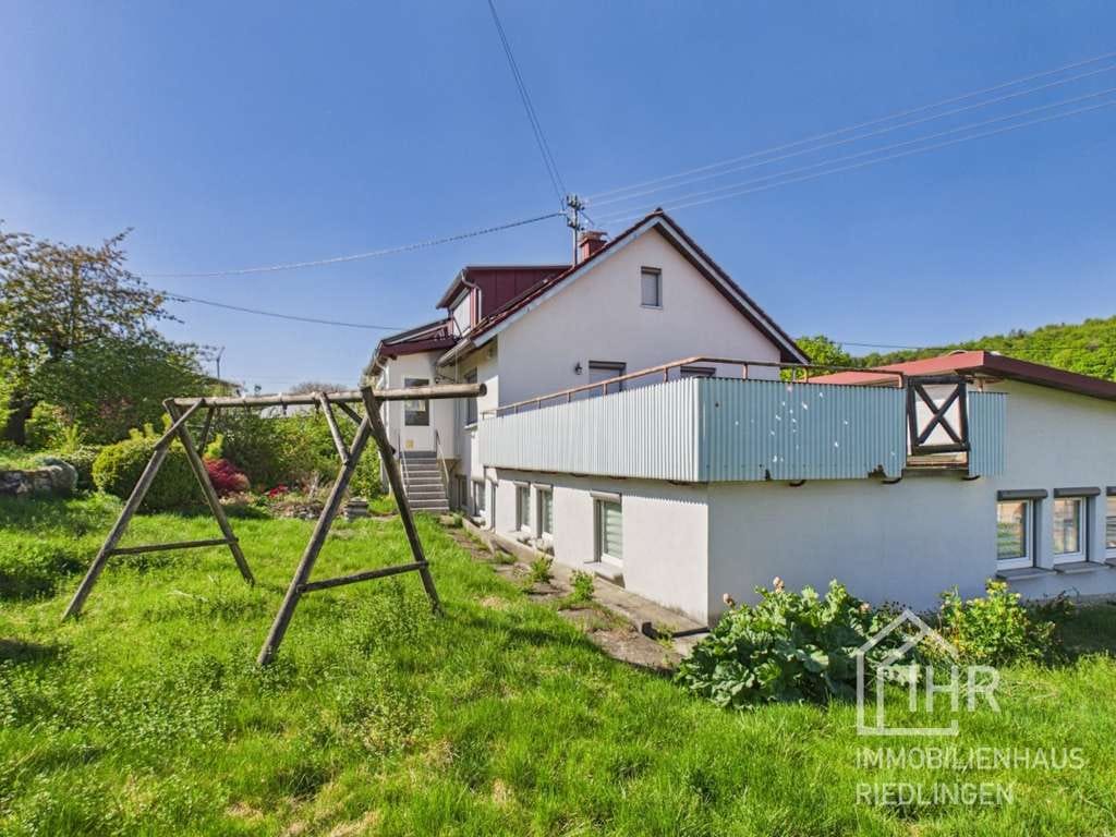 Immobilie in Riedlingen - Wohnen, Arbeiten, Leben – Haus mit großem Garten & Doppelgarage - Bild 1