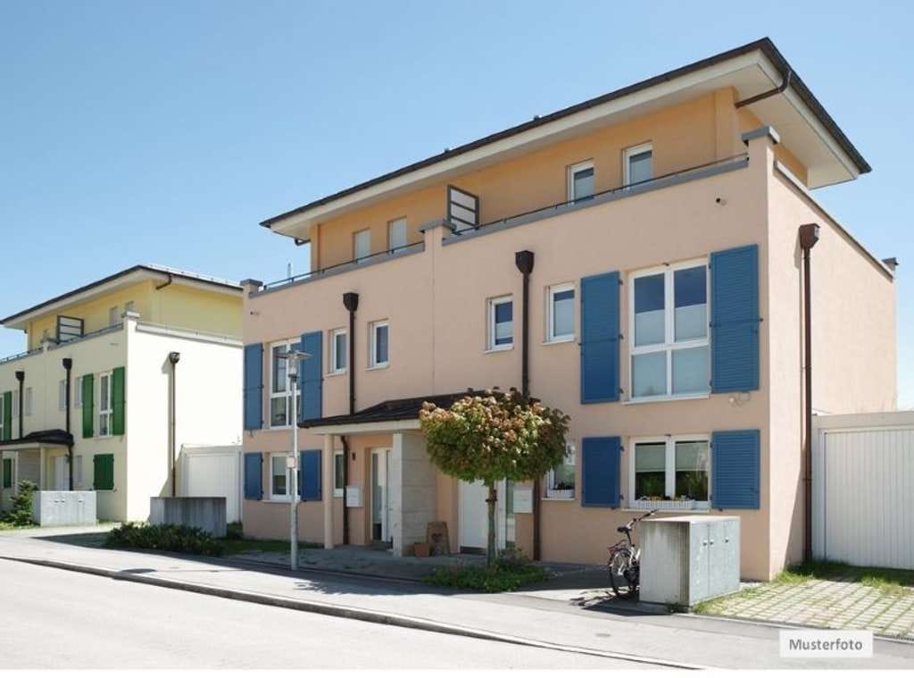 Immobilie in Kraftsdorf - Provi frei Einfamilienhaus mit Doppelgarage in 07586 Kraftsdorf -  - Bild 0