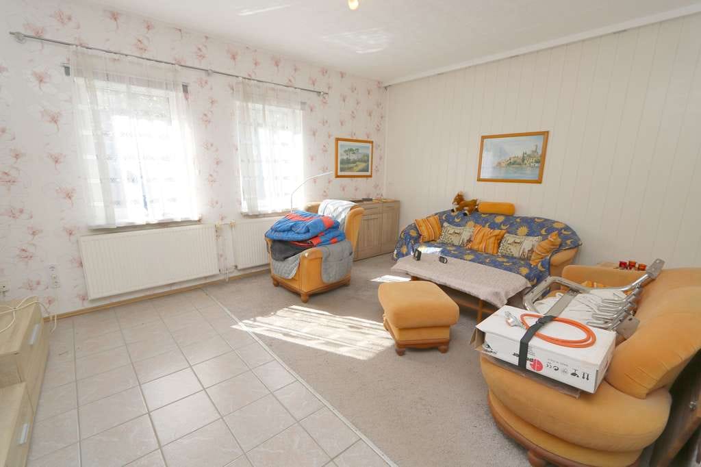 Immobilie in Schönwalde am Bungsberg - Ein Haus mit vielen Optionen!
ca. 170m² EFH m. Einliegerwhg. Voll-Keller und 2 Garagen in Schönwald - Bild 3