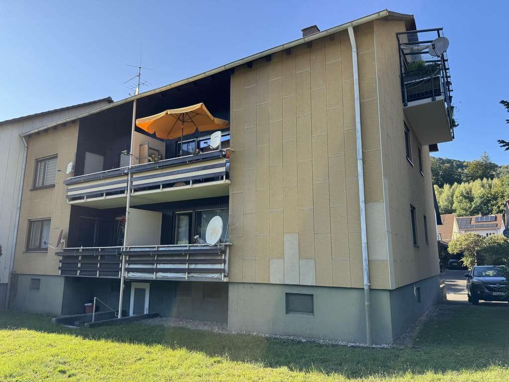 Immobilie in Dahn - Schöne 4-Zimmerwohnung in sehr ruhiger Lage von Dahn für Kapitalanleger - Bild 1