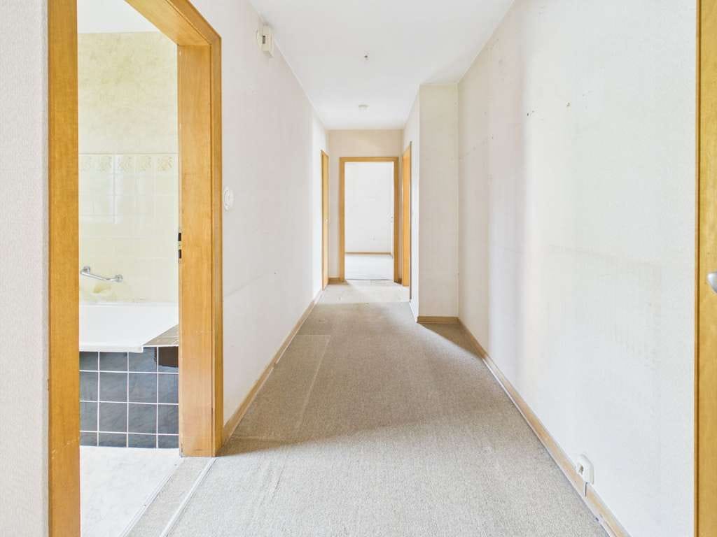 Immobilie in Hiddenhausen - Zwei Einheiten. Ein Haus. Viele Möglichkeiten. - Bild 4