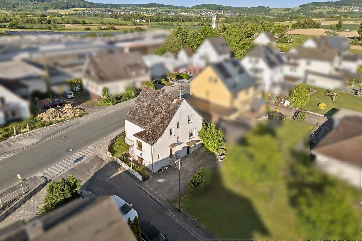 Immobilie in Dornburg - Freistehendes Einfamilienhaus - Dornburg Frickhofen - Bild 2