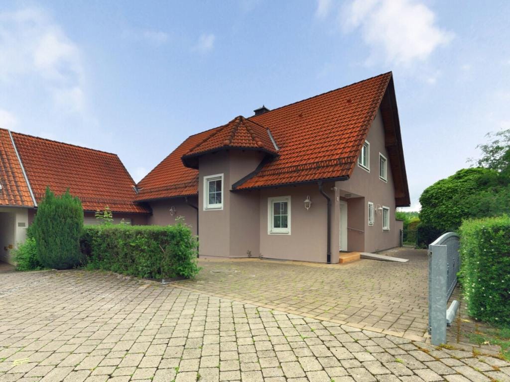 Immobilie in Bad Windsheim - Einfamilienhaus freistehend in Bad Windsheim - Bild 3