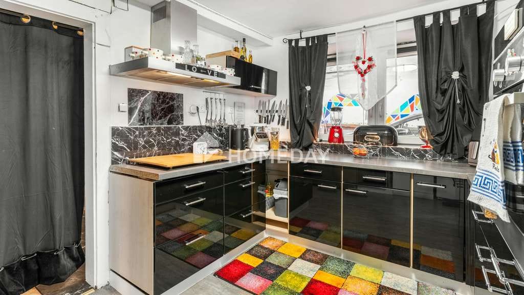 Immobilie in Tittling - Raum für Generationen – Teilsaniertes Zweifamilienhaus mit Innenhof und Scheune
 - Bild 3