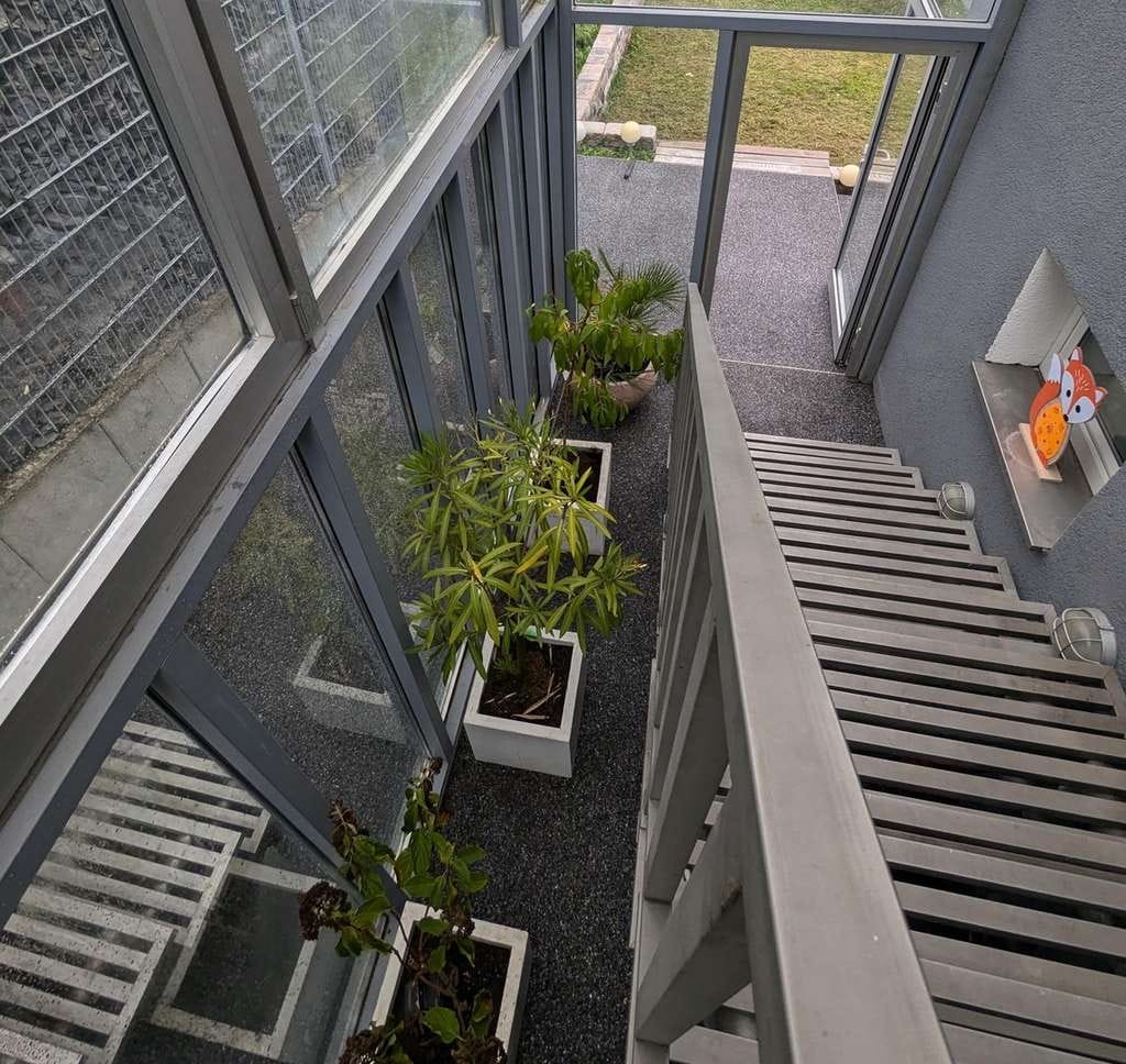 Immobilie in Korntal-Münchingen - Großzügiges Einfamilienhaus mit 8 Zimmern, Garage und Stellplatz in Korntal-Münchingen/Kallenberg - Bild 1