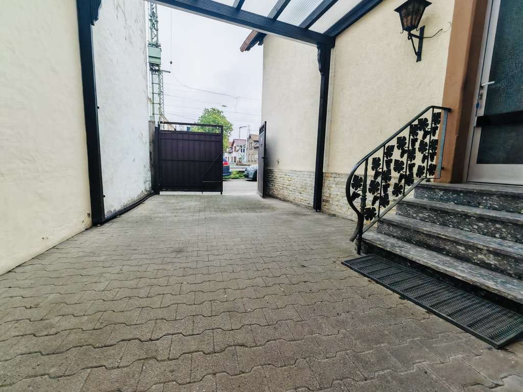 Immobilie in Alsheim - PREISREDUZIERUNG! Sanierungsbedürftiges Haus mit Garage und großzügigen Ausbaumöglichkeiten - Bild 1