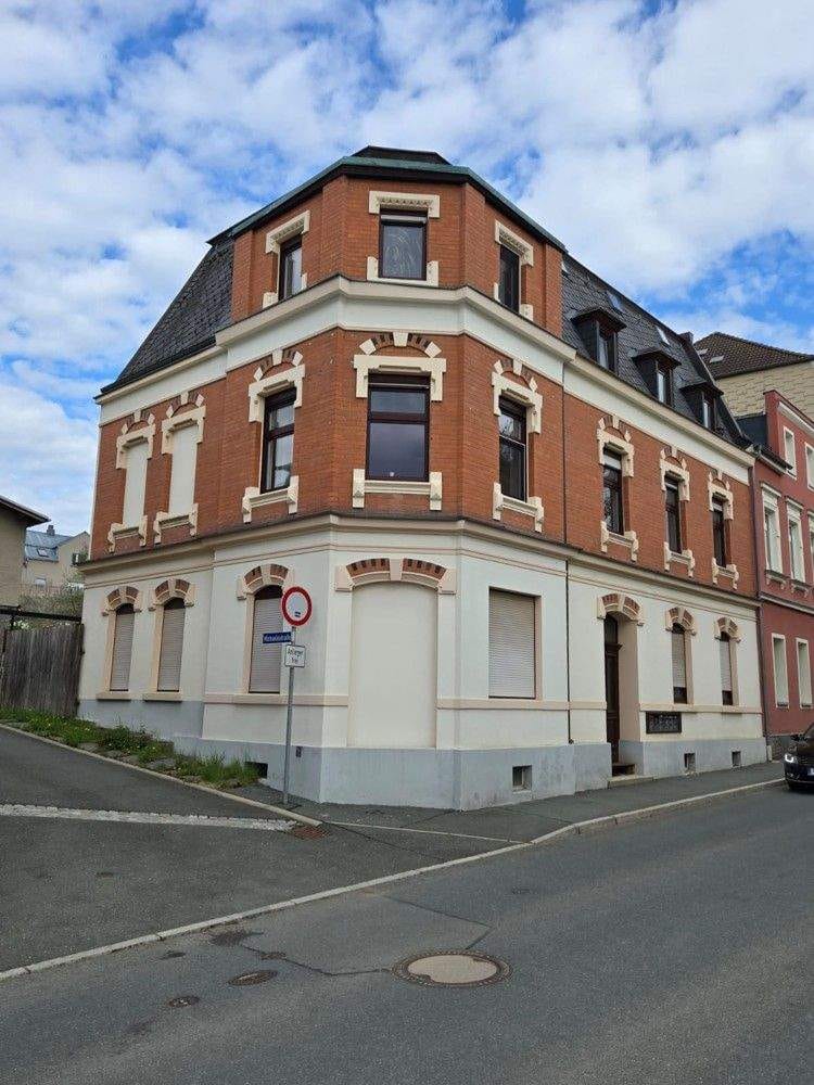 Immobilie in Oelsnitz/Vogtland - Provisionsfrei. Wir bieten eine sanierte Immobilie mit 6 Wohneinheiten in Oelsnitz. - Bild 0