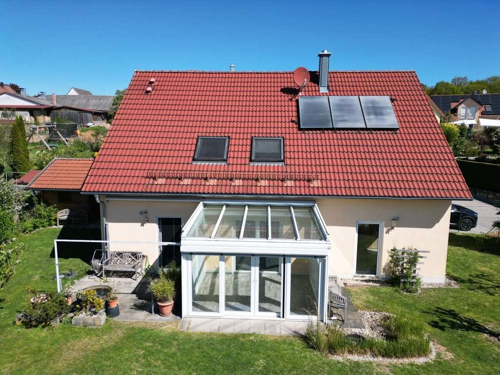 Immobilie in Pentling - | Ein Zuhause für alle Lebensphasen |

Rollstuhlgerecht, familienfreundlich und naturnah - Bild 1