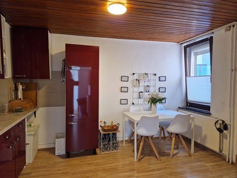 Immobilie in Hadamar - Zuhause für 2 Familien in Oberweyer - Bild 1