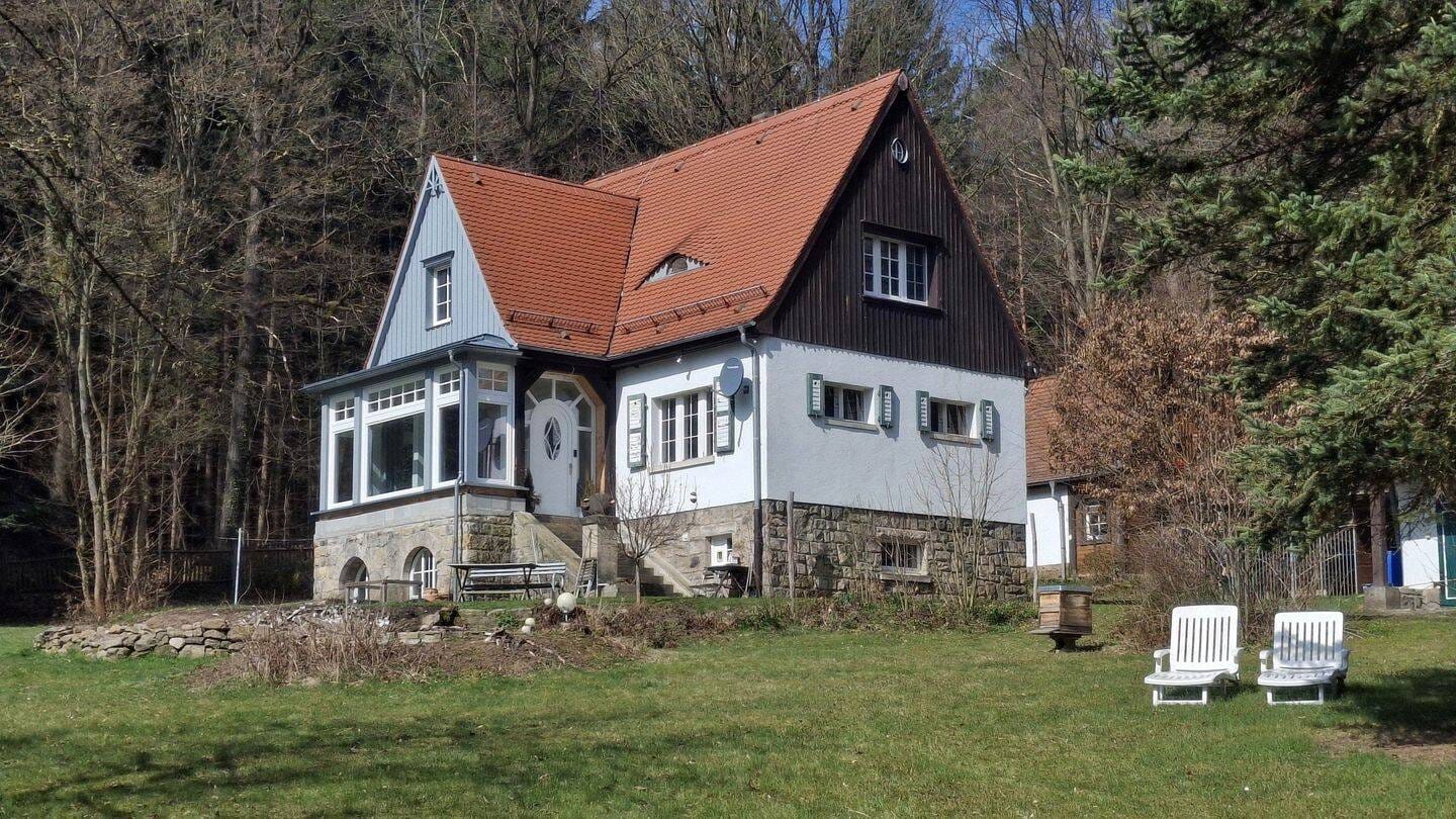 Immobilie in Bad Gottleuba-Berggießhübel - Wohnen mit historischem Charme - Bild 0