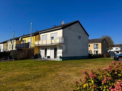Immobilie in Herforst - STILVOLL, GROßZÜGIG, LICHTDURCHFLUTET, TERRASSE - Bild 0