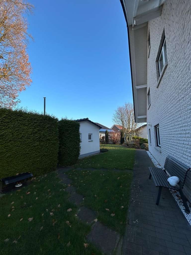 Immobilie in Schwarmstedt - Doppelhaus in zentraler Lage mit Garten und Doppelgarage  - Bild 4