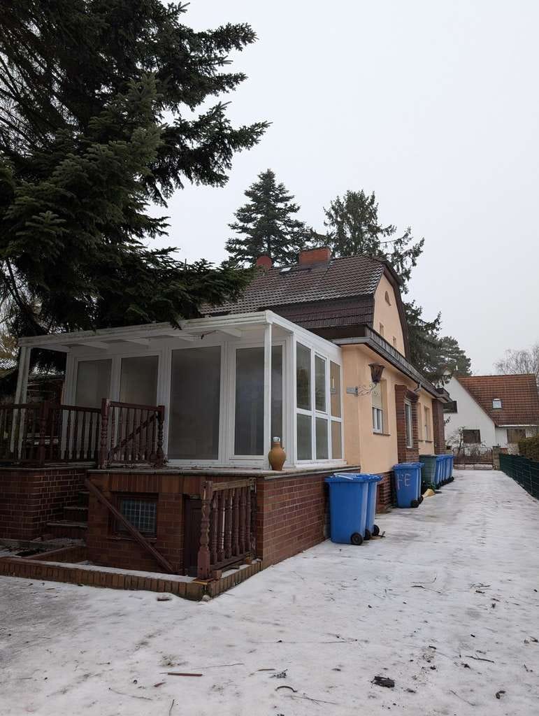 Immobilie in Zeuthen - Massive Doppelhaushälfte, unterkellert, 644m² Grundstück, ruhige Lage in Zeuthen-Miersdorf - Bild 1