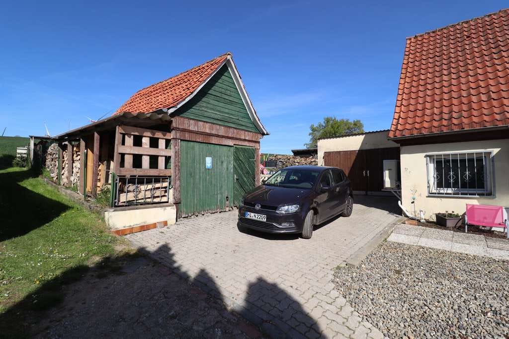 Immobilie in Bockenem - Feldrandlage! Teil-Kernsaniertes Einfamilienhaus (2021) mit Wärmepumpe - Bild 2