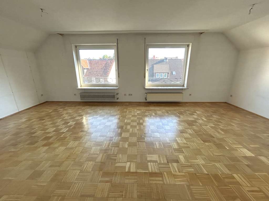 Immobilie in Osterode - Zentrale Eigentumswohnung mit 2 Zimmern, 74 m², Balkon & Garage - Bild 2
