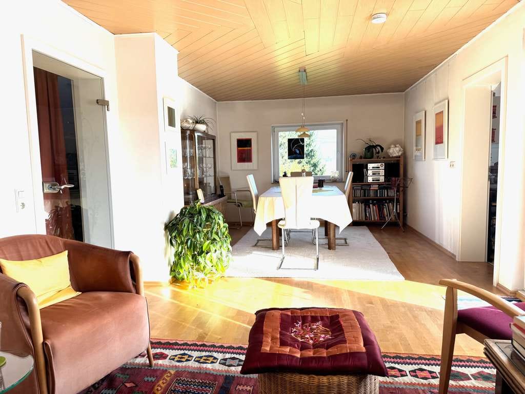 Immobilie in Ilbesheim bei Landau in der Pfalz - Charmante Maisonette-Wohnung mit gemütlicher Dachterrasse in Ilbesheim - Bild 1