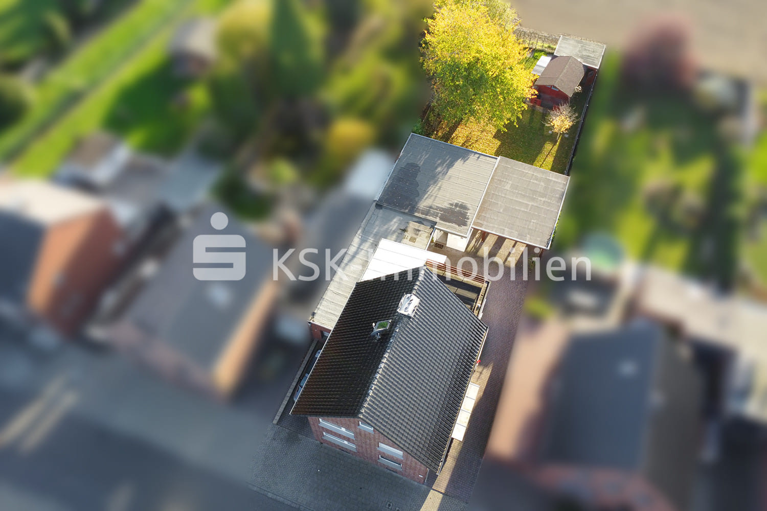 Immobilie in Elsdorf - Ihr Renditepaket in Elsdorf - Bungalow und Zweifamilienhaus! - Bild 0
