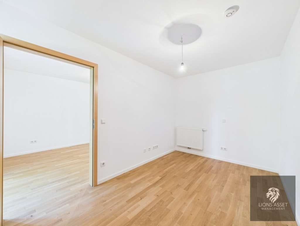 Immobilie in Bad Endorf - sofort einziehen und wohlfühlen – moderne Erdgeschosswohnung mit Terrasse & Einbauküche - Bild 4