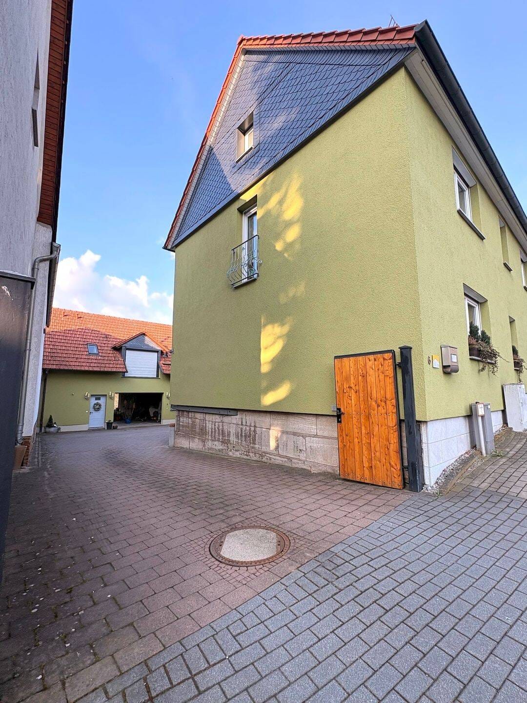 Immobilie in Südeichsfeld - Viel Platz, moderne Ausstattung und zahlreiche Nutzungsmöglichkeiten; inklusive umfangreichem Inventar - Bild 1