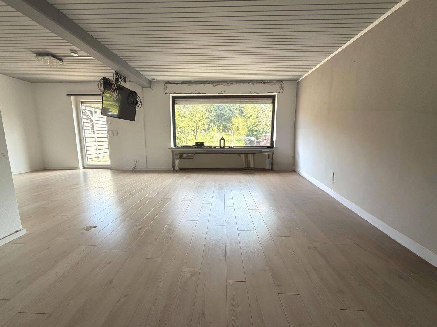 Immobilie in Kaufungen - Doppelhaushälfte mit Garten und Garage in der Nähe des Steinertsees in Niederkaufungen - Bild 4