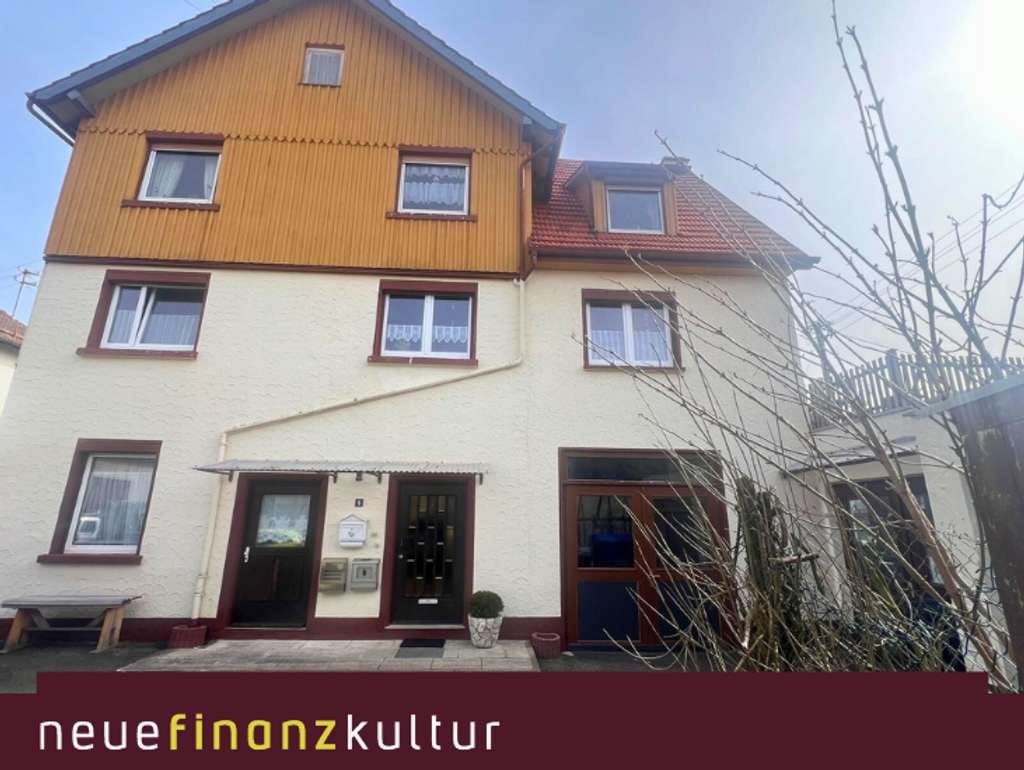 Immobilie in Bad Urach - Wohnhaus mit Potenzial – Raum für Familie, Handwerk & Kapitalanlage - Bild 2
