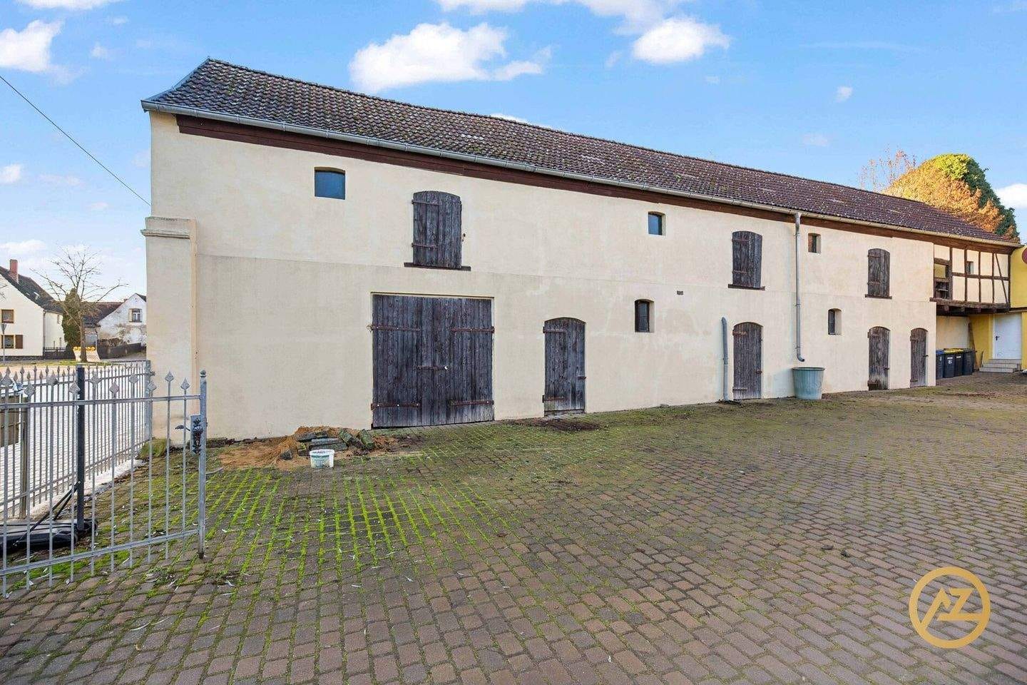 Immobilie in Wanzleben-Börde - "Charmantes, modernisiertes Zweifamilienhaus mit großem Innenhof und viel Platz in ruhiger Dorflage" - Bild 2