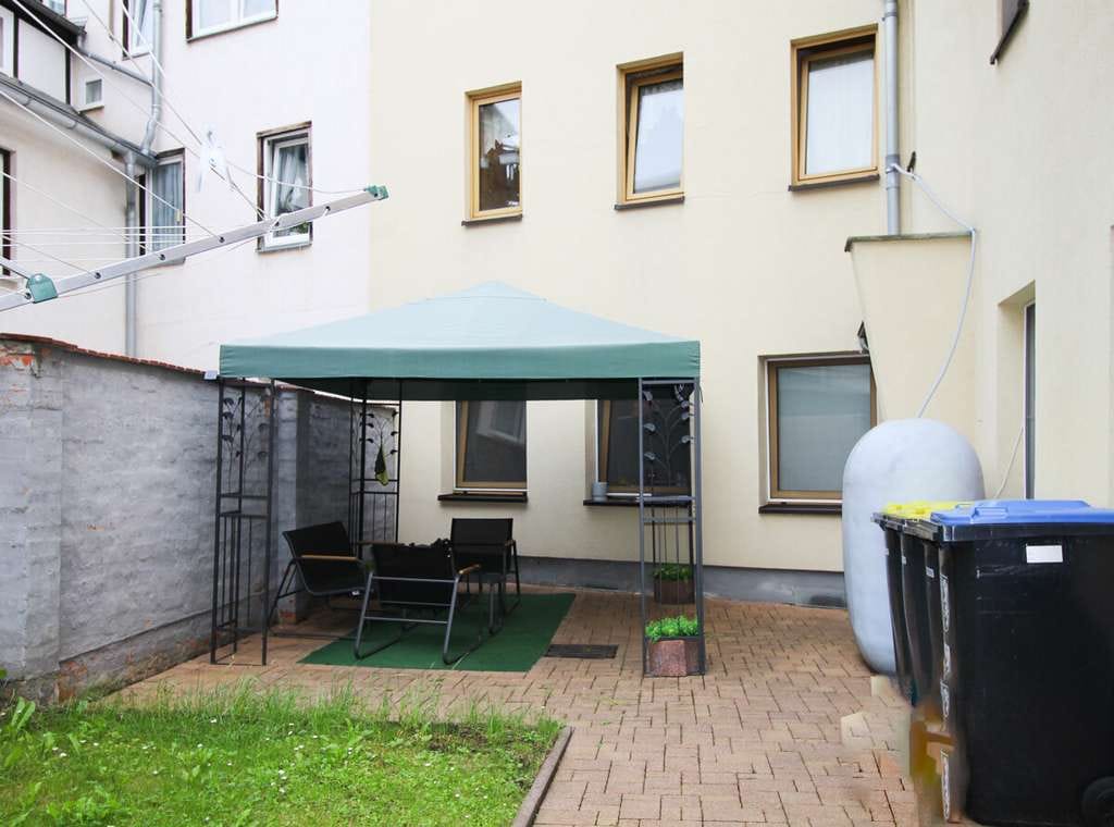 Immobilie in Apolda - Gepflegtes Mehrfamilienhaus mit 7,3 % Bruttorendite – Voll vermietet - Bild 2