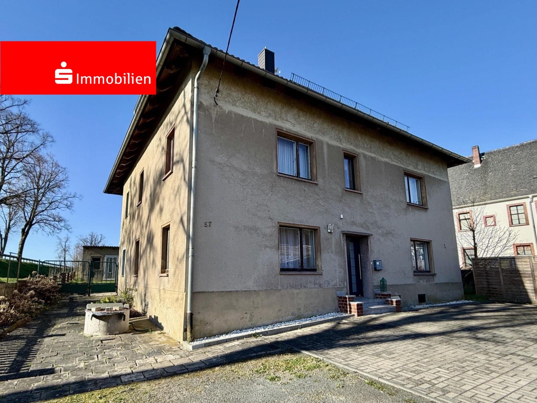 Immobilie in Frohburg - Moderne Wohnträume auf großem Grundstück - Bild 1