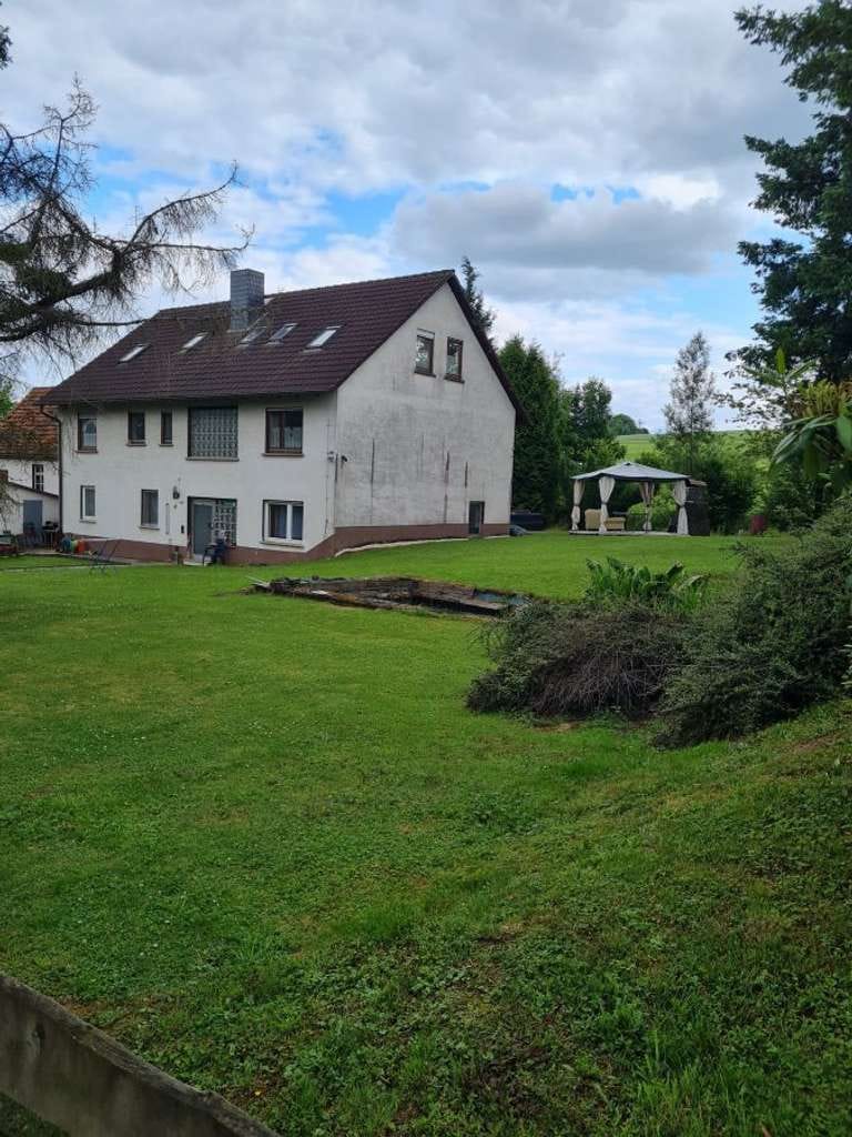 Immobilie in Freiensteinau - Mehrfamilienhaus in Freiensteinau gesucht? Bitte sehr. - Bild 0