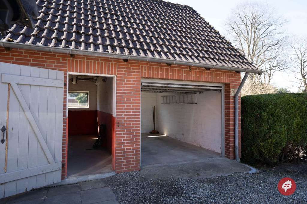 Immobilie in Lammershagen - Für Handwerker - kleines Haus in traumhafter Lage nahe dem Selenter See - Bild 2